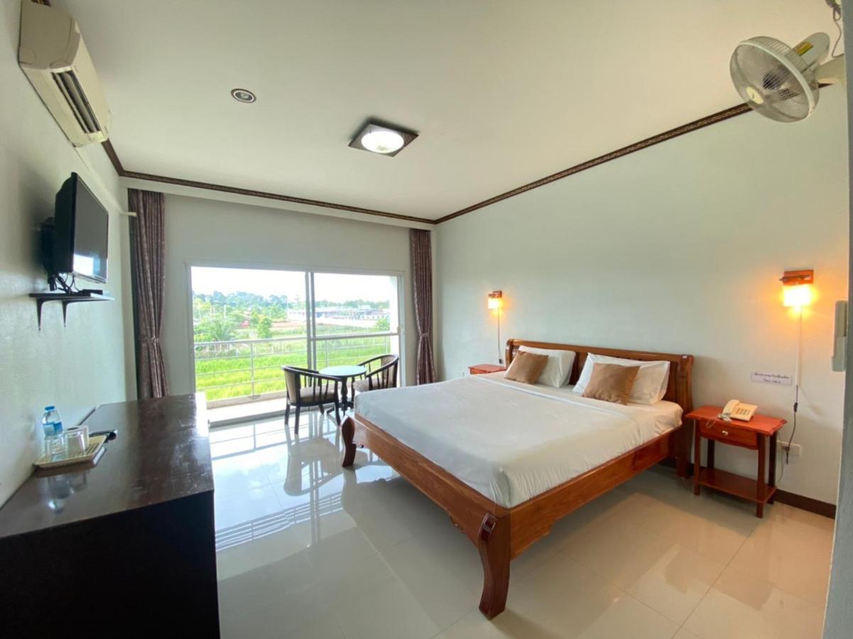 Mayuree Resort อุดรธานี ภายนอก รูปภาพ