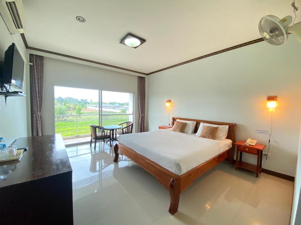 Mayuree Resort อุดรธานี ภายนอก รูปภาพ